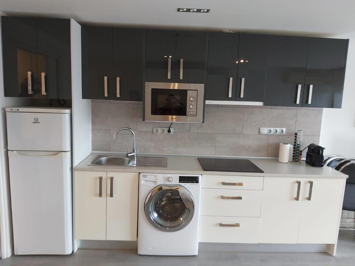 Apartamento-Estudio Vistas Al Mar Alicante Bagian luar foto